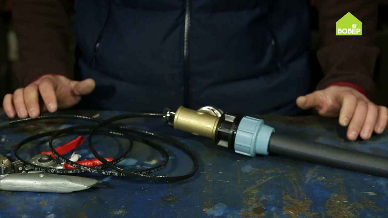 Установка греющего кабеля внутри трубы видео: Как установить греющий .